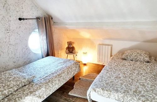 Sainte-Genevieve-les-Gasny House | 72 m² House ∙ 2 bedrooms ∙ 4 guests