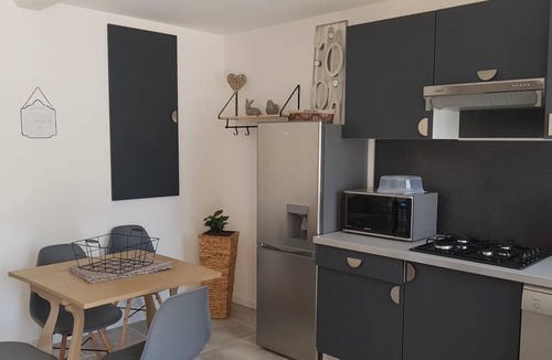 Sainte-Genevieve-les-Gasny Apartment | 45 m² Apartment ∙ 1 bedroom ∙ 2 guests