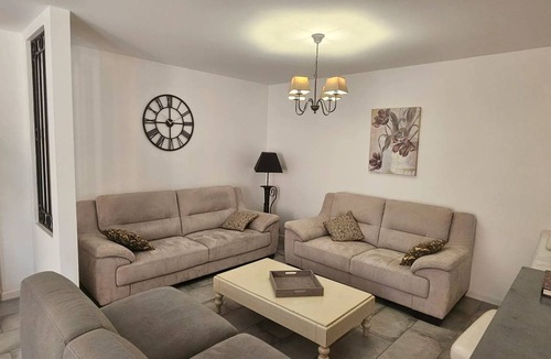 Sainte-Genevieve-les-Gasny House | 100 m² House ∙ 2 bedrooms ∙ 6 guests