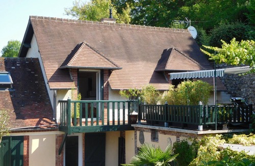 Sainte-Gemme-Moronval House | "from one Eure to another" A charming house in a garden