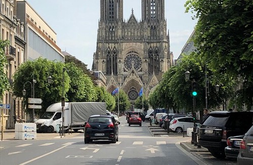 Courlancy Apartment | Full heart of Reims