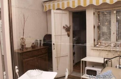 Mers-les-Bains Apartment | Furnished studio overlooking the sea at Mers-les-Bains