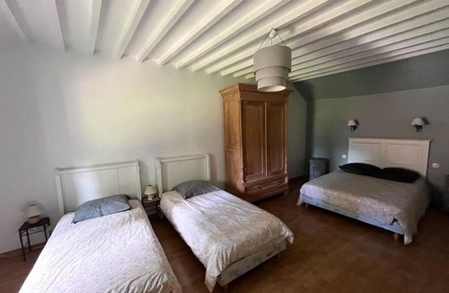Neuville-sous-Montreuil House | Gîte à la ferme remis à neuf - Le vert bois