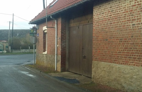 Courcelles-au-Bois House | Gîte 2 à 8 Personnes Avec 3 Chambres et 3 Salles de Bains/Cuisine