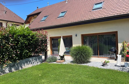 Kienheim House | Gîte Adapté Avec Piscine Partagée, à Proximité de Strasbourg