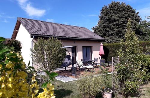 Montigny-le-Chartif House | Gîte avec option bien-être sur la Véloscénie