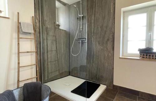 Louchy-Montfand House | Gîte Contemporain pour 4 avec Piscine Chauffée et Bureau à Proximité des Sites Historiques - FR-1-489-444