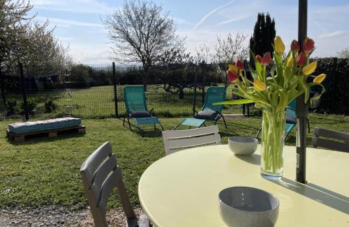 Louchy-Montfand House | Gîte Contemporain pour 4 avec Piscine Chauffée et Bureau à Proximité des Sites Historiques - FR-1-489-444