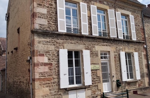 Guillon House | Gîte de Groupes de 2 à 12 Personnes