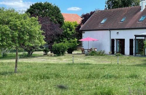 Diancey House | Gîte de la Fontaine salée