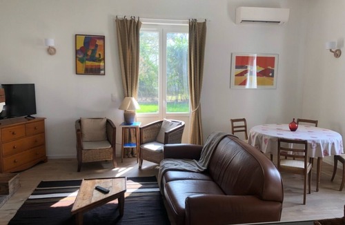 Derchigny House | Gîte de la Renaudière (15 people)