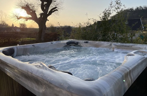 L'Etoile House | Gîte des 5 Cépages Avec Jacuzzi