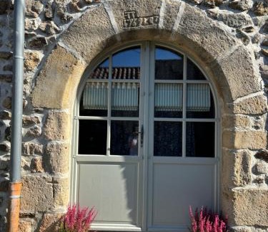 La Breure House | Gîte et piscine au sein de La Bastide de la Breure
