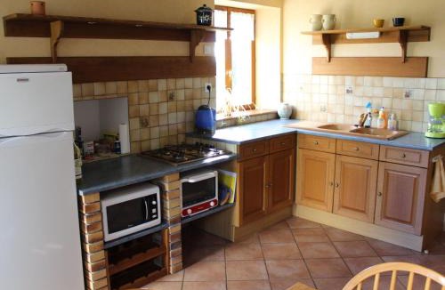 Saint-Germain House | Gîte familial calme avec jardin, wifi et équipements bébé, animaux acceptés - FR-1-584-92