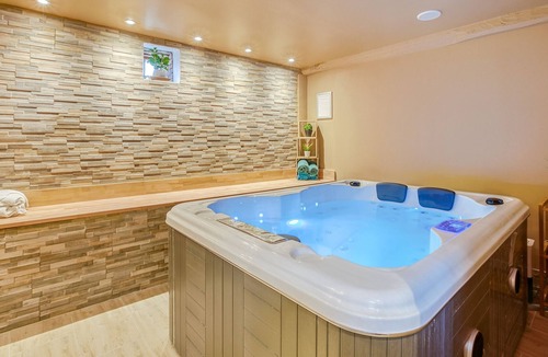 Serez House | Gîte la Fontaine - Cosy avec Jacuzzi - 1h de Paris