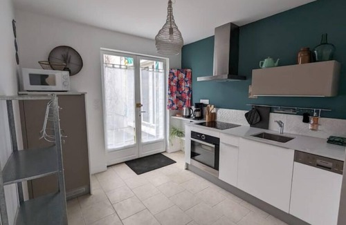 La Perriere House | Gîte La Maison de la Perrière au Coeur D'une Petite Cité de Caractère du Perche