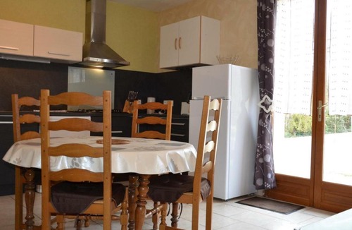 Laines-aux-Bois House | Gîte Laines-aux-Bois, 2 pièces, 4 personnes - FR-1-543-87