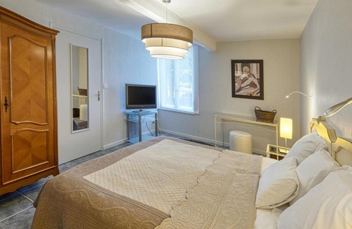 Mesnil-Saint-Pere House | Gîte Mesnil-Saint-Père, 4 pièces, 6 personnes - FR-1-543-200