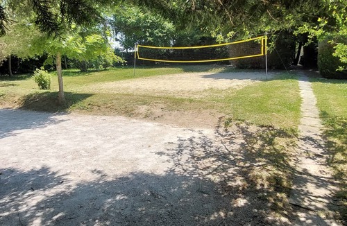 Chastellux-sur-Cure Villa | Gîte "Rendez vous Morvan" 15 pers Heated swimming pool 15/05 to 15/09 Tennis court