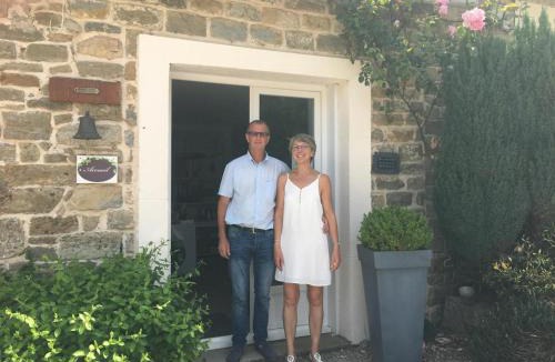 Belle-et-Houllefort House | Gîte spacieux avec terrain clos, terrasse, 4 chambres, animaux acceptés, près de Belle-et-Houllefort - FR-1-376-104