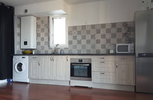 Villemomble Apartment | Gagny hyper center, near RER station, renovated studio flat
