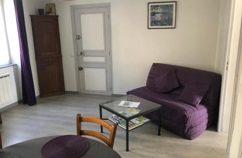 La Roche-Guyon Apartment | Gite Ancien Relais de Saint-Jacques