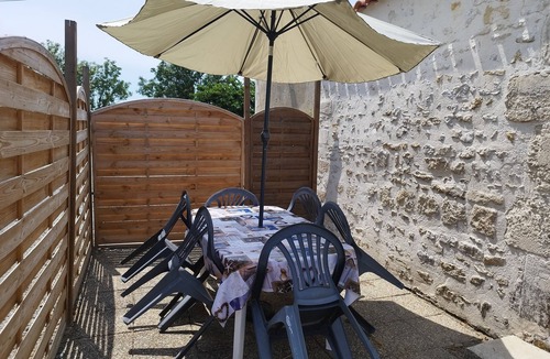 Triaize House | Gîte between countryside and sea
