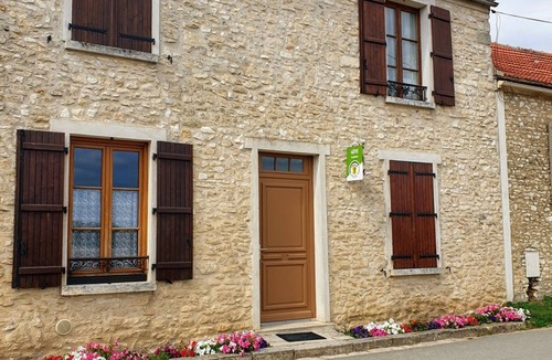 Beynes Cottage | Gite Beynes, 3 bedrooms, 6 persons