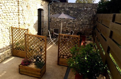 Beaune-la-Rolande Cottage | Gîte-Comfort-Ensuite with Shower