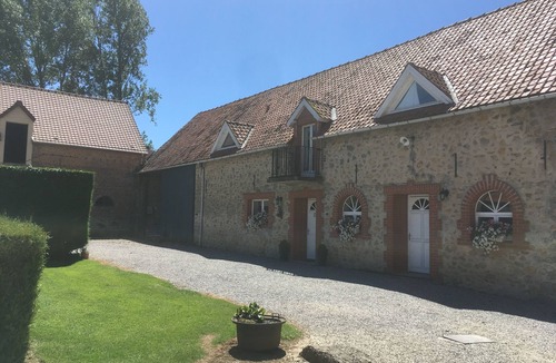 Belle-et-Houllefort House | GITE FOR 19 PEOPLE IN THE HEART OF A PEDAGOGICAL FARM