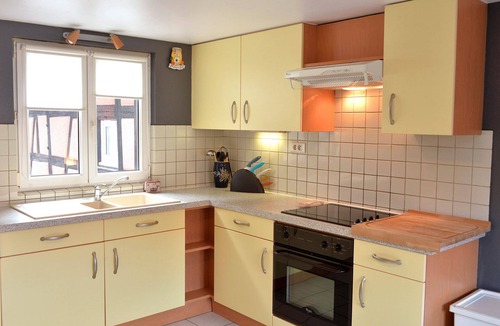 Eguisheim Apartment | Gite géranium located in Eguisheim with private parking, 10km from Colmar