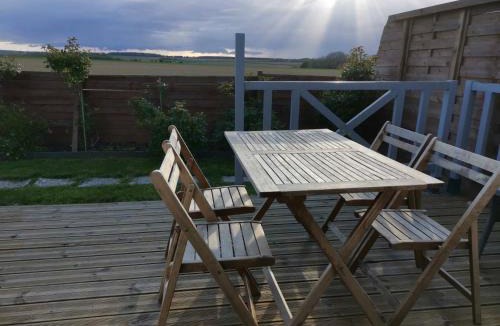 Buigny-Saint-Maclou Apartment | GITE LES AILES DU VENT- BUIGNY ST MACLOU