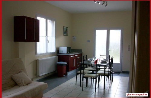 Friville-Escarbotin Cottage | Gite " les Magnolias" in a park a few Kms from La cote (2 nights mini)