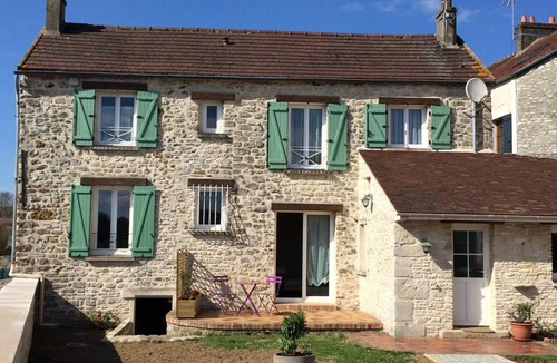 Montalet-le-Bois Cottage | Gite Montalet-le-Bois, 2 bedrooms, 4 persons