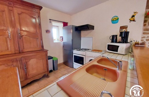 Saint-Mars-sur-Colmont Cottage | Gite Saint-Mars-sur-Colmont, 4 bedrooms, 8 persons