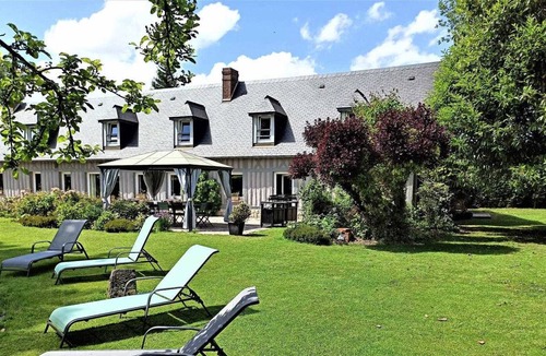 Vibeuf House | Gite Vibeuf, 5 bedrooms, 12 persons