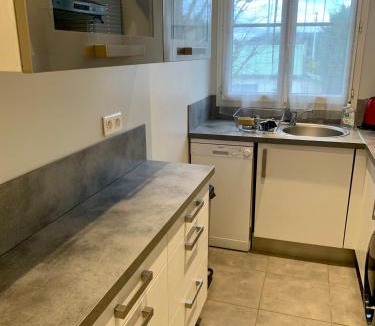 Plaisir Apartment | Grand F3 - Emplacement d'or proche Paris et Versailles
