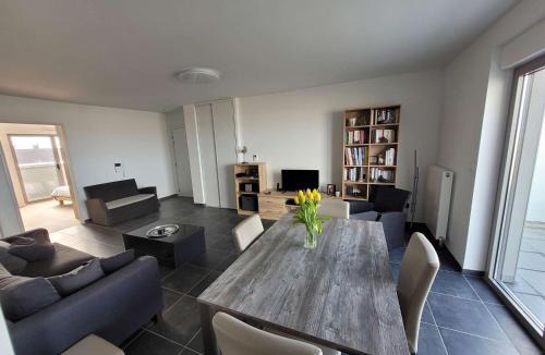 Berck-sur-Mer Apartment | Grand T3 vue mer avec balcon et parking, accès direct plage - FR-1-674-1
