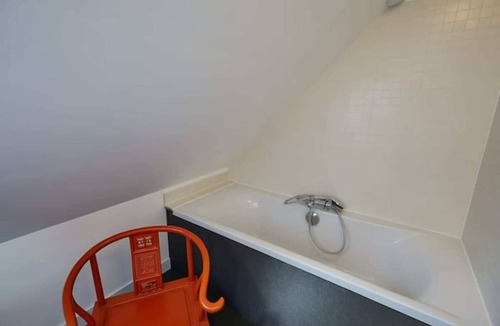Cuverville-sur-Yeres Bed & Breakfast | Grande Maison 9 Personnes, Randonnées et Vélos