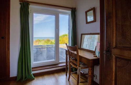 Pourville-sur-Mer House | Green Beach