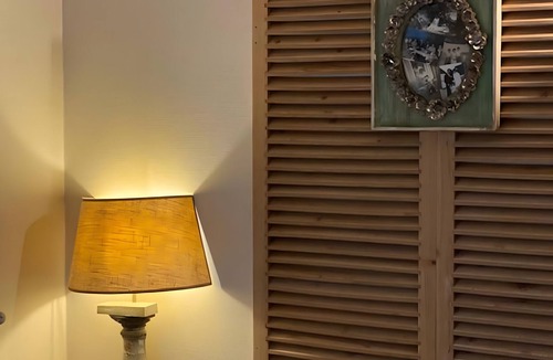 Suzay Bed & Breakfast | Guest Room 'Chic Et Charme' with Pool, Breakfast, Shared Garden and Wi-Fi