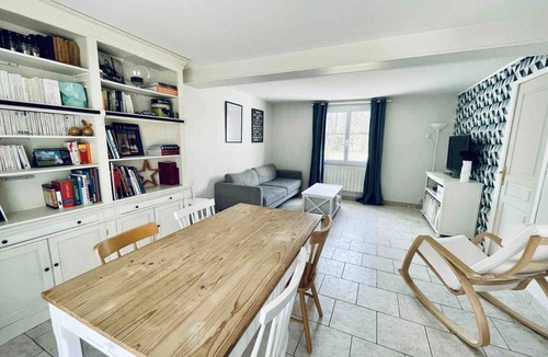 Lamorlaye House | Guesthouse, charm and peace near Paris