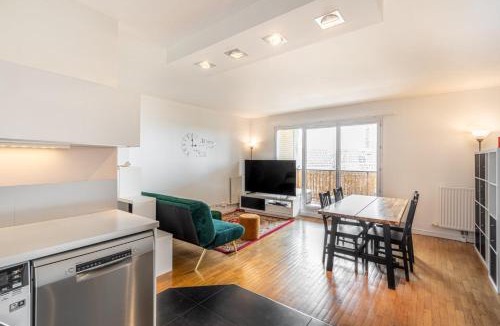 Faubourg de l'Arche Apartment | GuestReady - A Spacious apt near Eiffel Tower