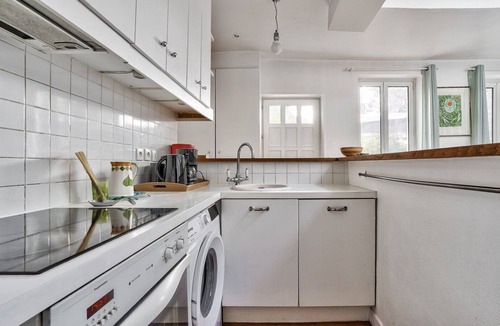Levallois-Perret Apartment | GuestReady - Charming Home with Patio