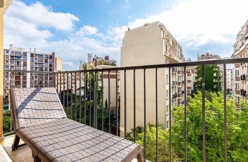 Croulebarbe Apartment | GuestReady - Serene Retreat with a balcony
