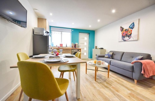 Saint-Martin-du-Littoral Apartment | Guillemard - Pied à terre - 100m plage