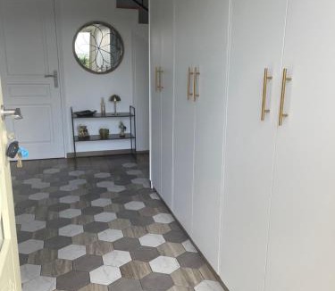 Mery-sur-Marne Villa | Hébergement familial dans un environnement calme