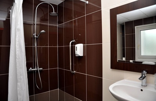 Amiens Metropole Hotel | Hôtel Inn Design Amiens Resto Novo