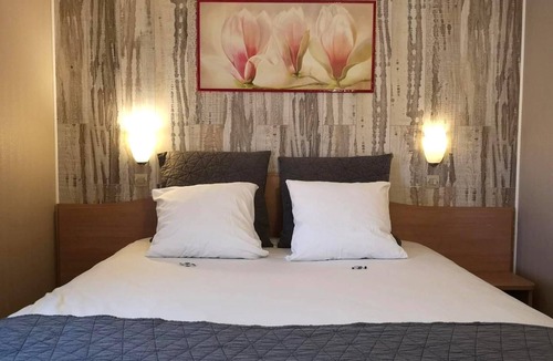 Villeparisis Hotel | Hôtel Le Relais du Parisis