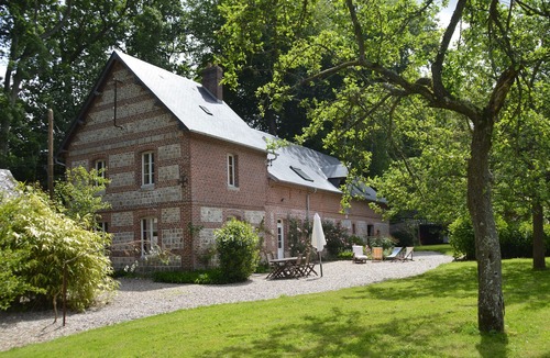 Saint-Riquier-es-Plains Cottage | High standing and quiet country house. Large fireplace, only 6km from the coast.